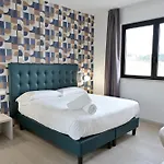 Hotel He Roma 4*
