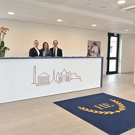 Hotel He Roma 4*