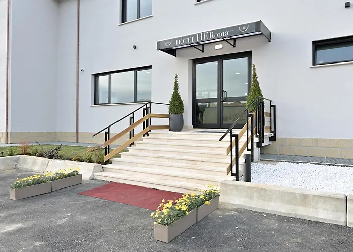 Hotel He Roma Riano (Rome)